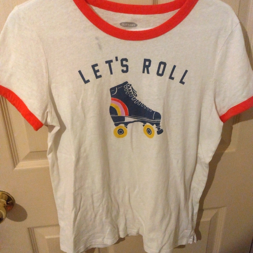 old navy tee